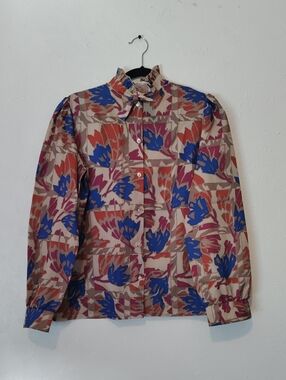 Abstract Floral Print Ruffled Collar Button-Up Blouse — Blue, Red, Taupe